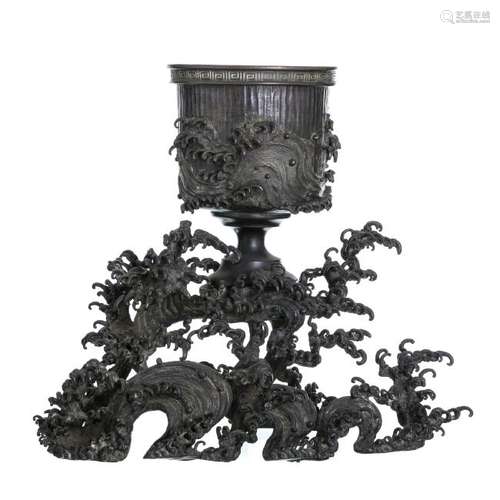 Japan bronze table centerpiece