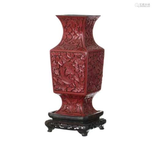 Cinnabar Chinese lacquered gu vase