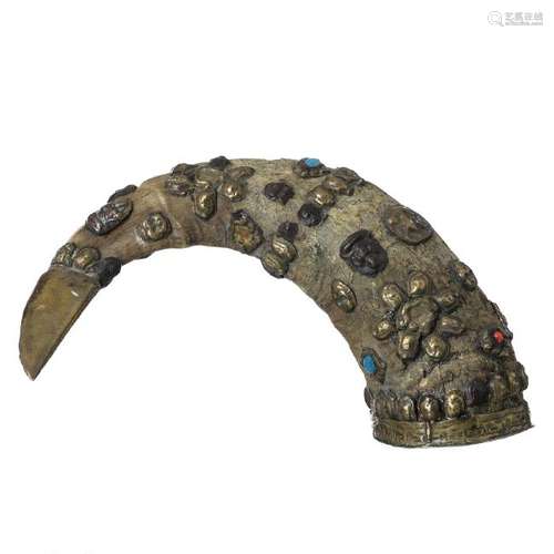 Tibetan adorned goat horn buddhist implement