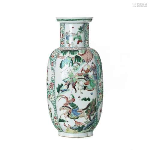 'Warriors' vase in Chinese porcelain, Guangxu