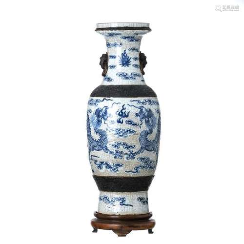 Large Chinese porcelain Dragon vase, Minguo