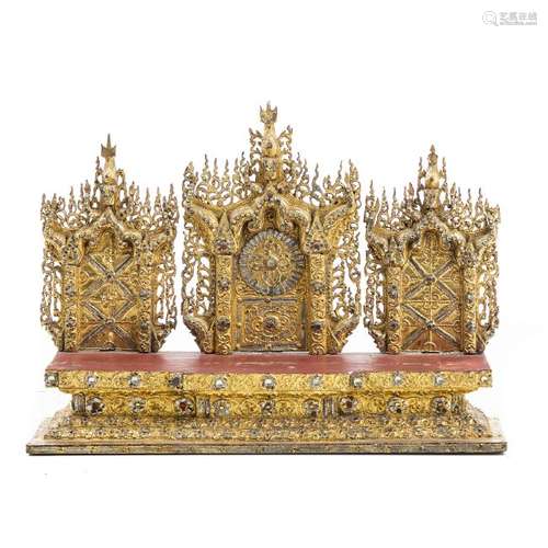 Altar in gilded wood, Thailand