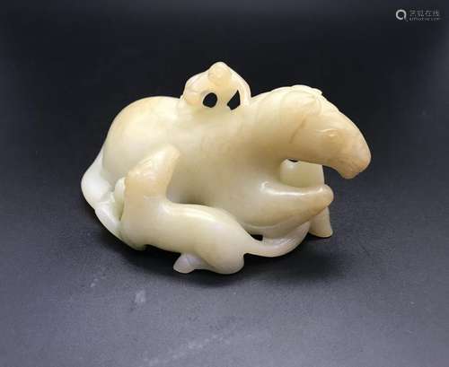 A CARVED JADE MONKEY AND HORSE.ANTIQUE