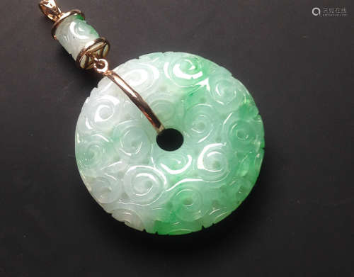 A OLD STEYL  PATTERN JADEITE  BLESSING PENDANT