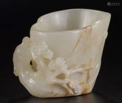 A HETIAN JADE FREE SHAPE CUP