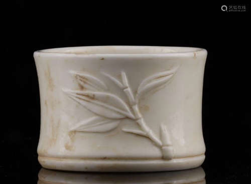 A DEHUA BAMBOO LEAF CUP