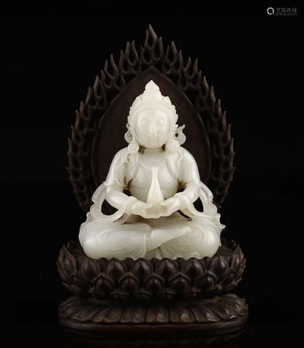 A HETIAN JADE GUANYIN