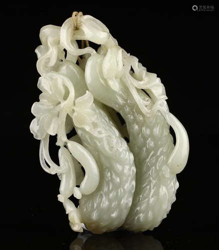 A HETIAN JADE MELON SHAPED HOLLOW HANDPIECE