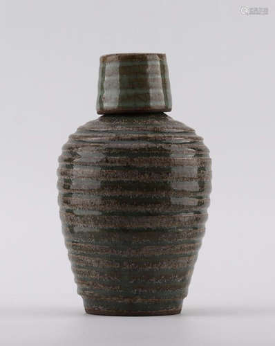 A LONGQUAN WINE POT