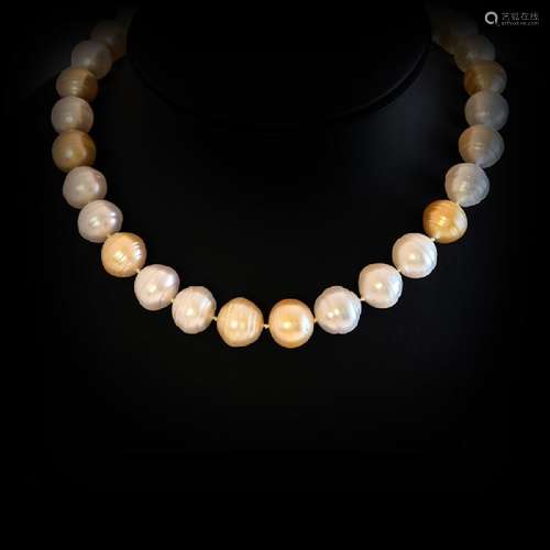 PEARL NECKLACE