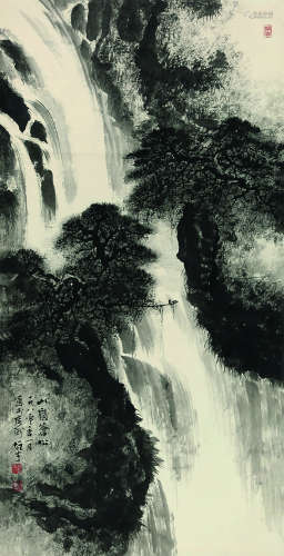黎雄才（1910～2001） 山岭苍松 立轴 纸本