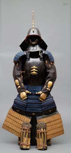 Armure de guerrier Japonais laquée noire (yoroi) a…