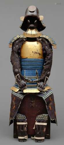 Armure de guerrier Japonais laquée noire (yoroi) a…