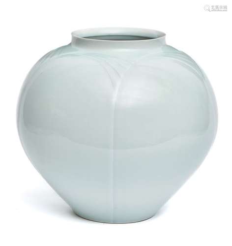 Vase rond en porcelaine de Tobe, avec une glaçure …