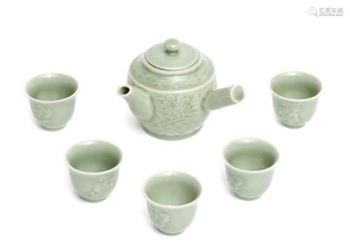 Ensemble en porcelaine céladon Nabeshima pour thé …