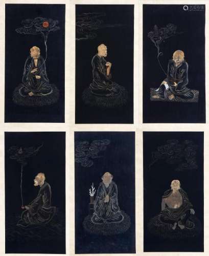 Ensemble de six peintures de Lohans sur fond bleu