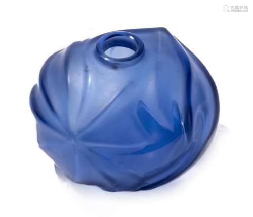 Lalique France petit vase en cristal bleu