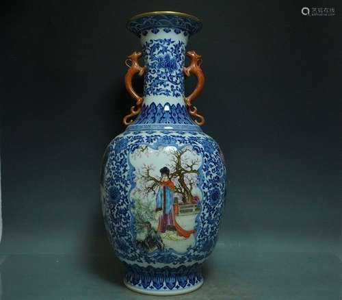 A Blue and White and Famille Rose Porcelain Vase