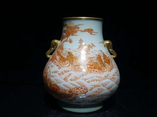 A Iron Red Gilt Decorated Porcelain Vase