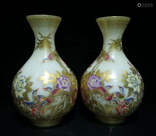 A Pair of Qianjiang Enameled Porcelain Vases