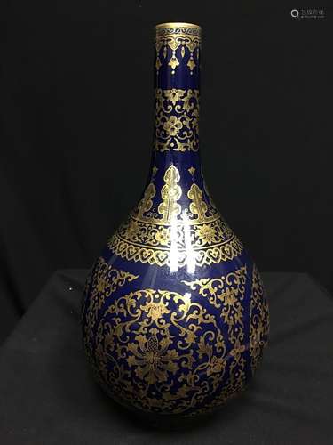 A Blue-Glazed and Gilt-Decorated Porcelain Vase