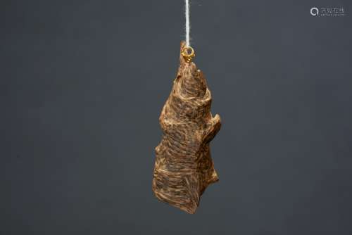 A QI NAN AGARWOOD PENDANT