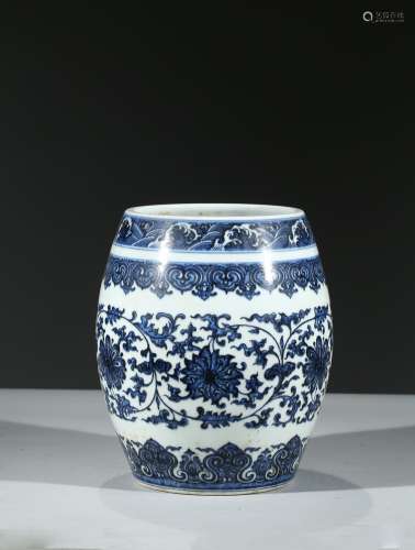 A BLUE AND WHITE 'LOTUS' BARREL-FORM JAR