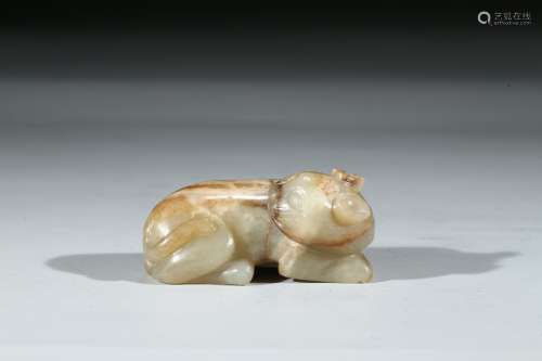 A JADE CARVING OF CAT