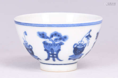 BLUE AND WHITE 'EIGHT TREASURES' CUP