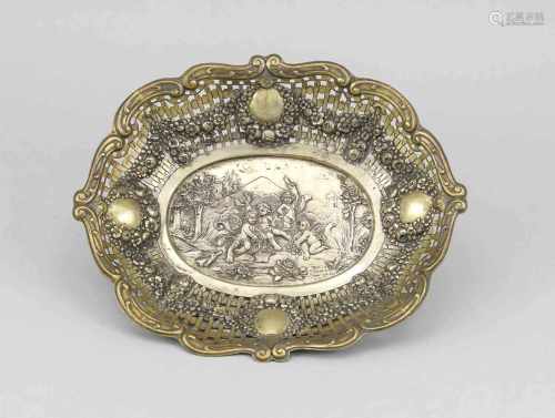 Ovale Durchbruchschale, Deutsch, 20. Jh., Silber 800/000, Spiegel mit reichem Reiefdekor,Putti in