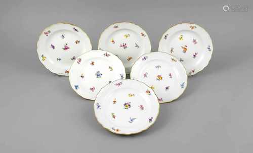 Sechs Dessertteller, Meissen, Marke 1850-1924, 1. W., Form Neuer Ausschnitt, polychromeMalerei,