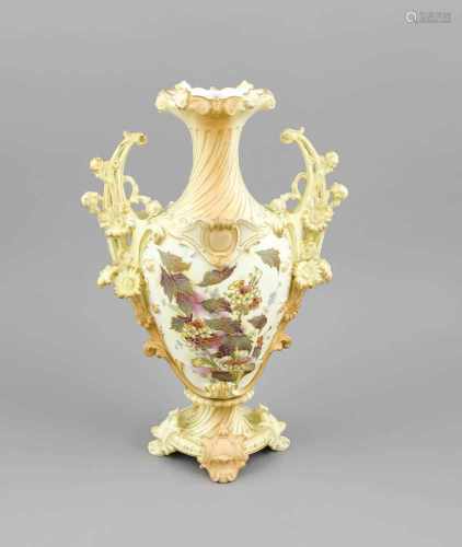 Jugendstil-Vase, Rudolstadt, Thüringen, um 1900, Amphorenform mit floralen Ornamenten, aufrundem