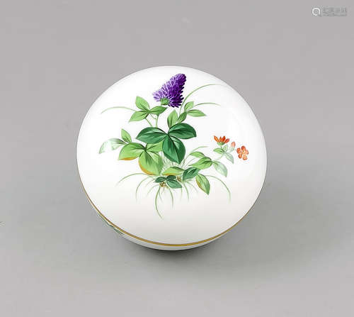 Runde Deckeldose, Meissen, Marke 1972-80, 1. W., polychrome Malerei, Dekor Wiesenblumenmit Goldrand,