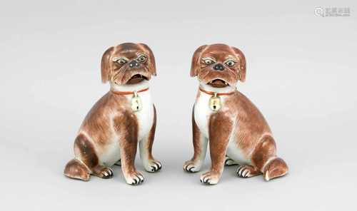 Paar Hunde, 19.Jh., polychrom staffiert. H. 18 cmPair of dogs, 19th century, polychrome painted.