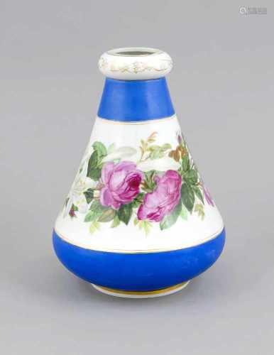 Vase, KPM Berlin, kleine Pfennigmarke 1849-1870, Trichterform, umlaufend polychromeBlumenmalerei,