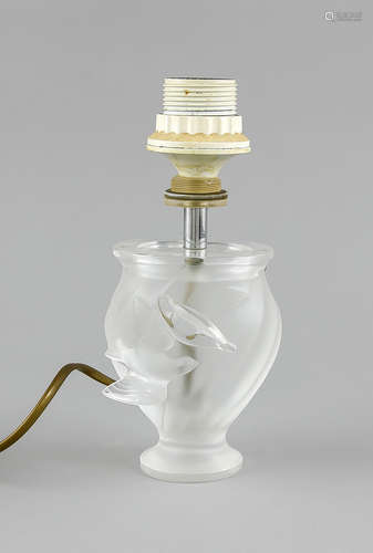 Tischlampe, Frankreich, 20. Jh., Lalique, runder Stand, Korpus in Vasenform mit zweiangesetzten,