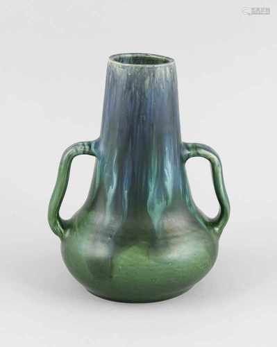 Doppelhenkelvase, Deutschland, 1913 - 1929, Mutz Witwe, Altona, Keramik mit