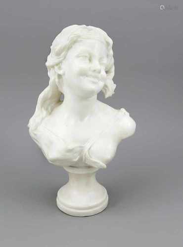 A. Bertin, Bildhauer des 20. Jh., Büste eines lachenden Mädchens, weißer Marmor, poliert,verso