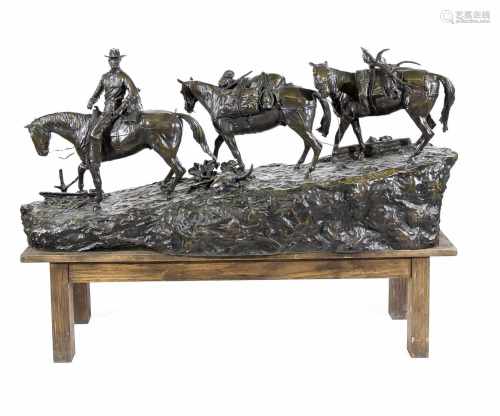 R. Clark, Bildhauer des 20. Jh., monumentale Bronzegruppe eines Cowboys mit seinen dreiPferden