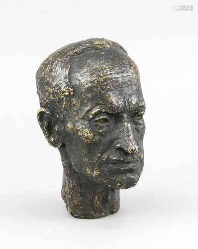 Anonymer Bildhauer Mitte 20. Jh., Männerbüste, dunkel patinierte Bronze, unsign.,Giessermarke von 