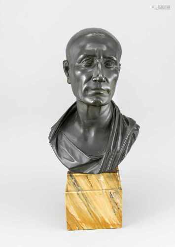 Büste des Gaius Julius Caesar, patinierter Bronzeguss des frühen 20. Jh. nach dem Originalaus dem 1.