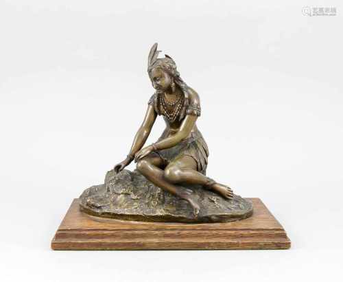 Duchoiselle (attrib.), frz. Bildhauer des 19. Jh., sitzende Indianerin, die auf einerunebenen