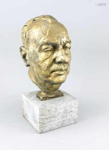 Monogrammist CB, Bildhauer Mitte des 20. Jh., lebensgroße Männerbüste, goldfarbenpatinierte Bronze