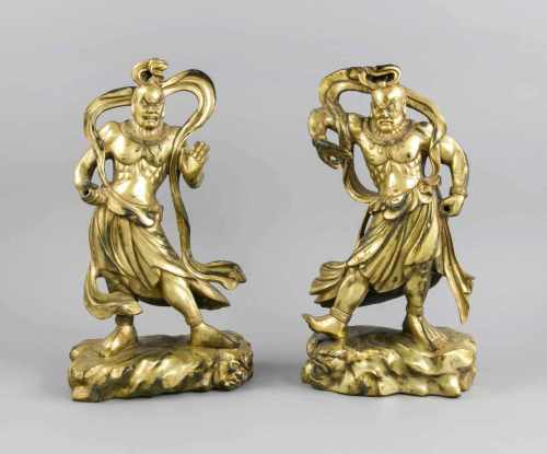 Paar Tempelwächter-Figuren (Nio/Ungyo), Japan, wohl 19./20. Jh., Bronze mitFeuervergoldung. In