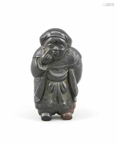 Netsuke, Japan, 19. Jh.?, Horn/Schildpatt? Kleiner Mann oder Junge eine Grimasseschneidend, eine