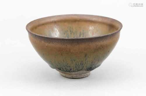 Steinzeug-Teeschale mit eisenhaltiger Glasur (Jian-Ware/Tenmoku), China, wohlSong-Dynastie (1127-