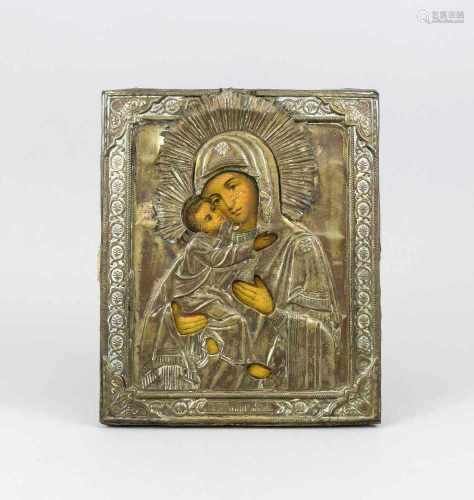 Ikone der Muttergottes mit Kind, Russland, 19. Jh., mit Messingoklad, Holzplatte mitSponki,
