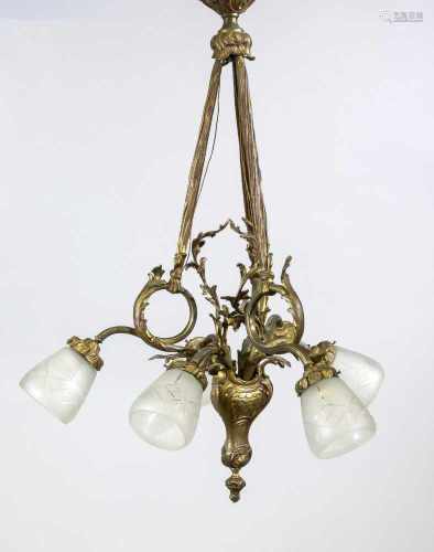 Deckenlampe, 1. H. 20. Jh., 8-flg., elektr., Bronze mit Restvergoldung, vegetabilgestaltete Lampe
