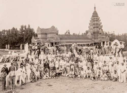 Reproduction du temple d’Angkor Vat pour l’exposit…