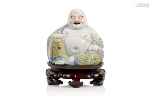 Statuette de Budai assis tenant un chapelet de la …